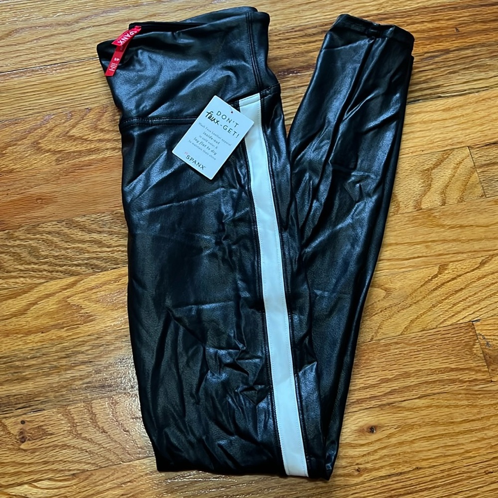 SPANX Brand new with tag womens faux leather leggings, size small